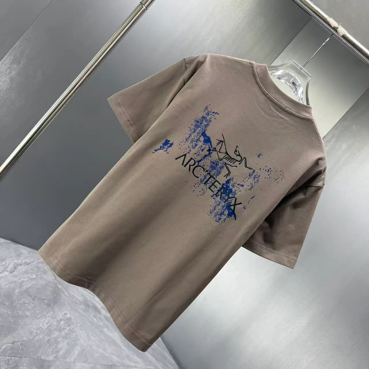 ARC 2026 New Arrival T logo ：Black White Brown Dark Blue Sizes：S M L XL XXL